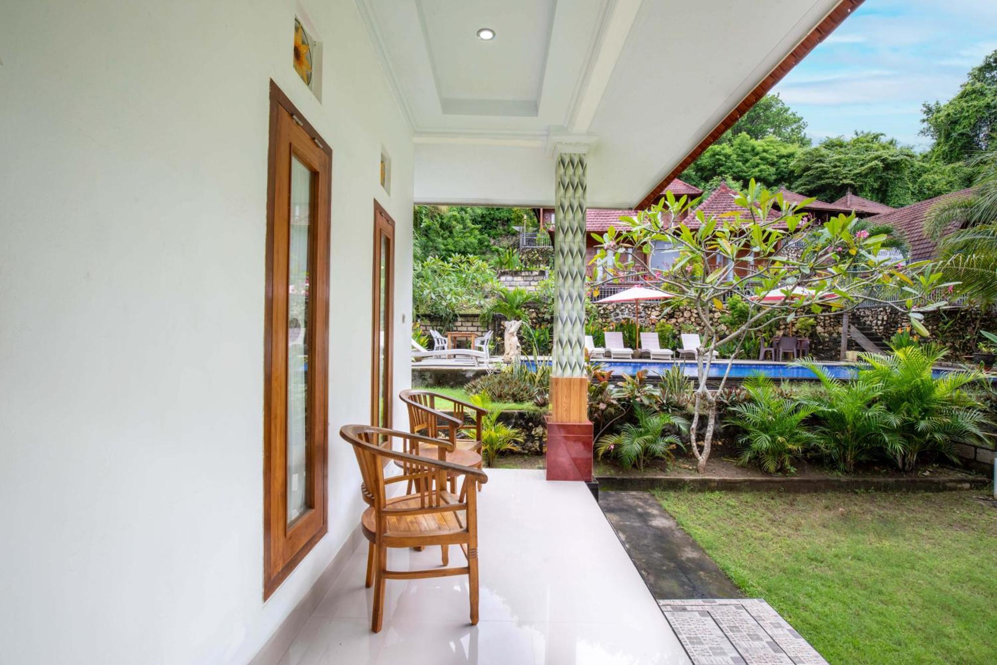 Coconut Hill Cottage Batununggul エクステリア 写真