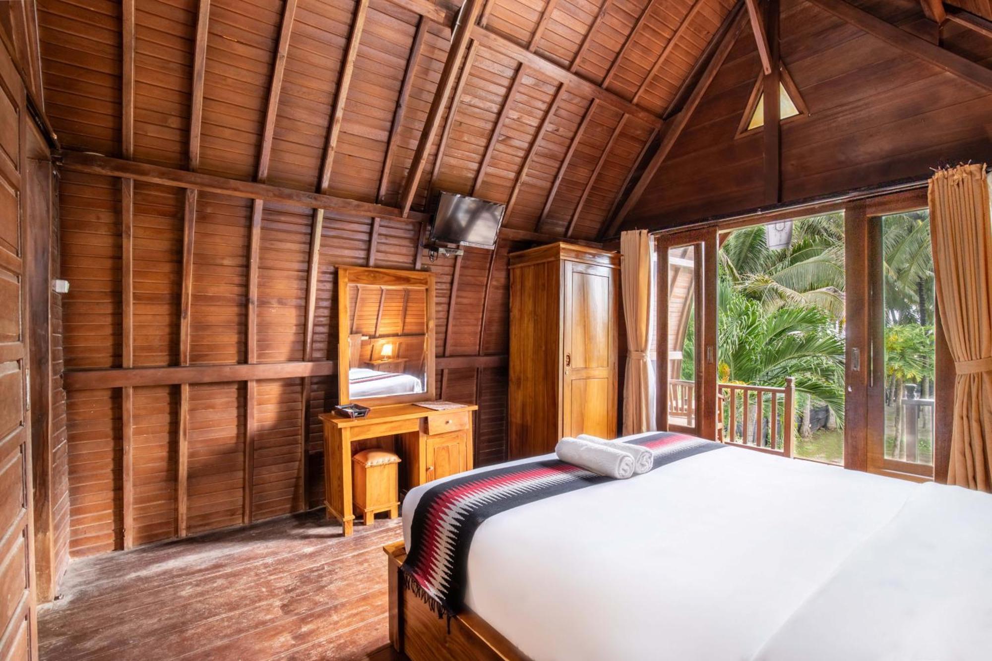 Coconut Hill Cottage Batununggul エクステリア 写真