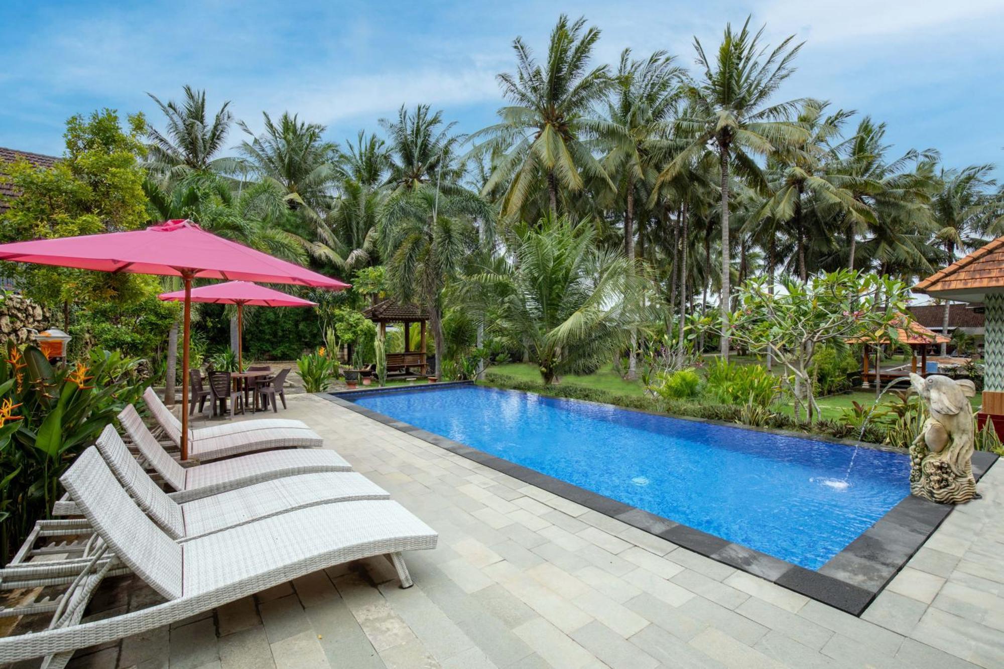 Coconut Hill Cottage Batununggul エクステリア 写真