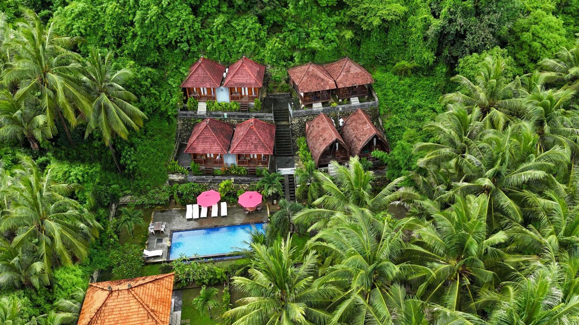 Coconut Hill Cottage Batununggul エクステリア 写真