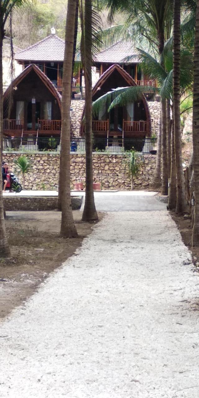 Coconut Hill Cottage Batununggul エクステリア 写真