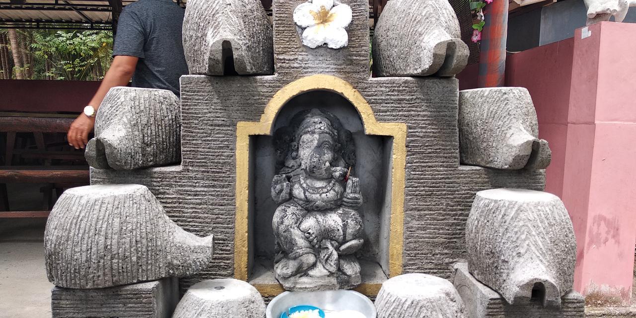 Coconut Hill Cottage Batununggul エクステリア 写真