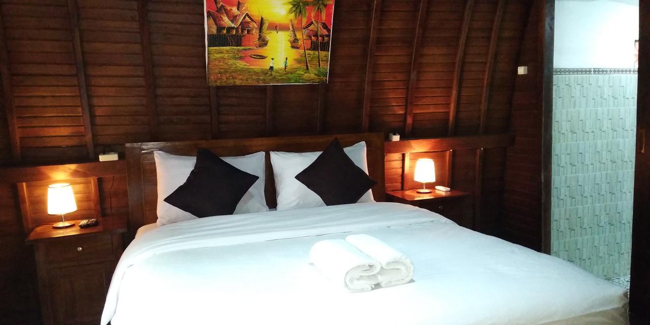 Coconut Hill Cottage Batununggul エクステリア 写真